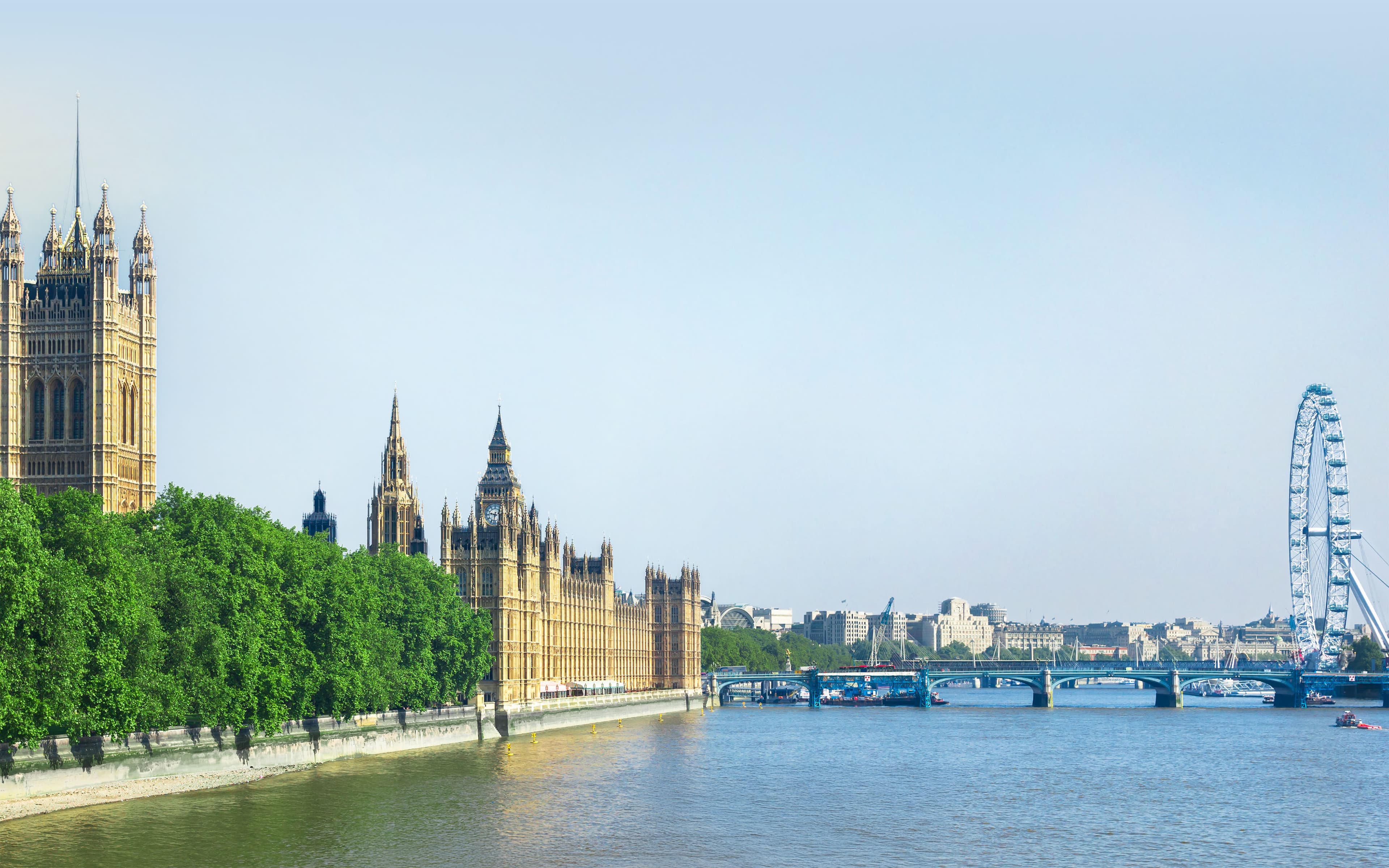 View of Big Ben and the Houses of Parliament in London